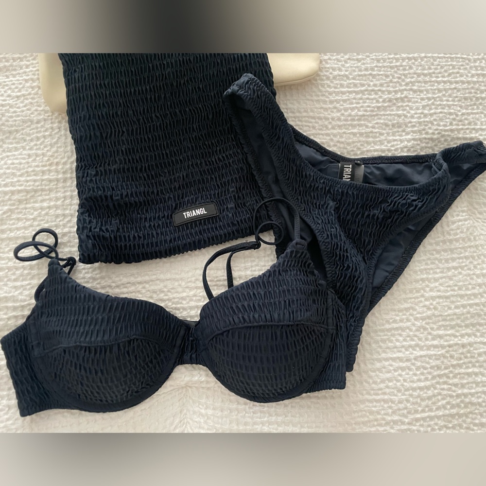 Triangl swimwear bikini set